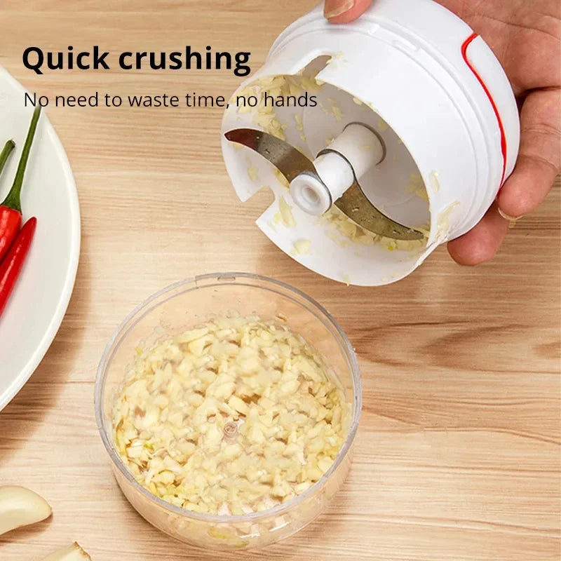 White Handheld Garlic Grinder - Multi-Functional Kitchen Tool for Efficient Garlic Shredding